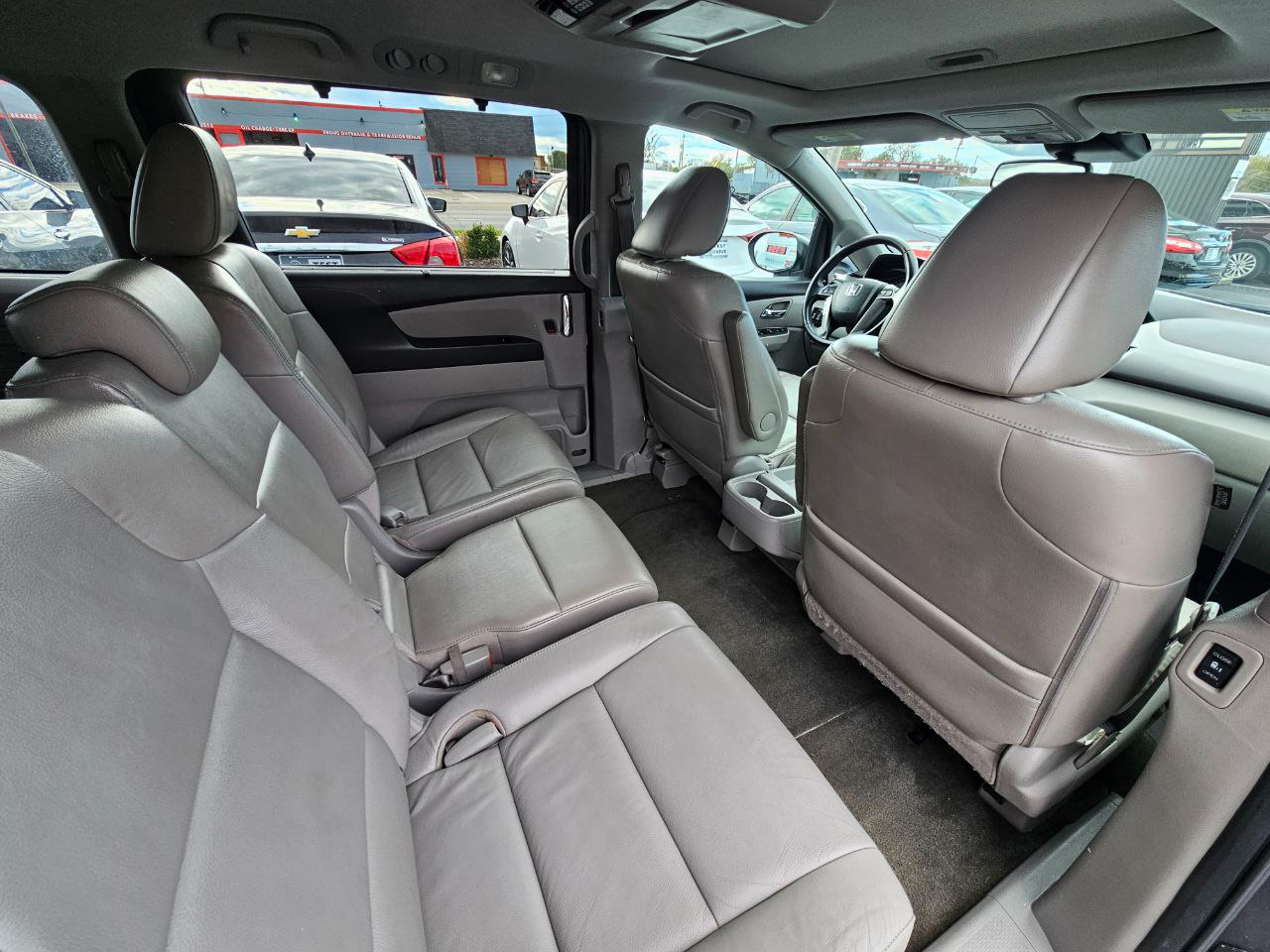 Honda Odyssey EX-L w/Rear Entertainment 2016 Honda Odyssey EX-L w/Rear Entertainment 2016