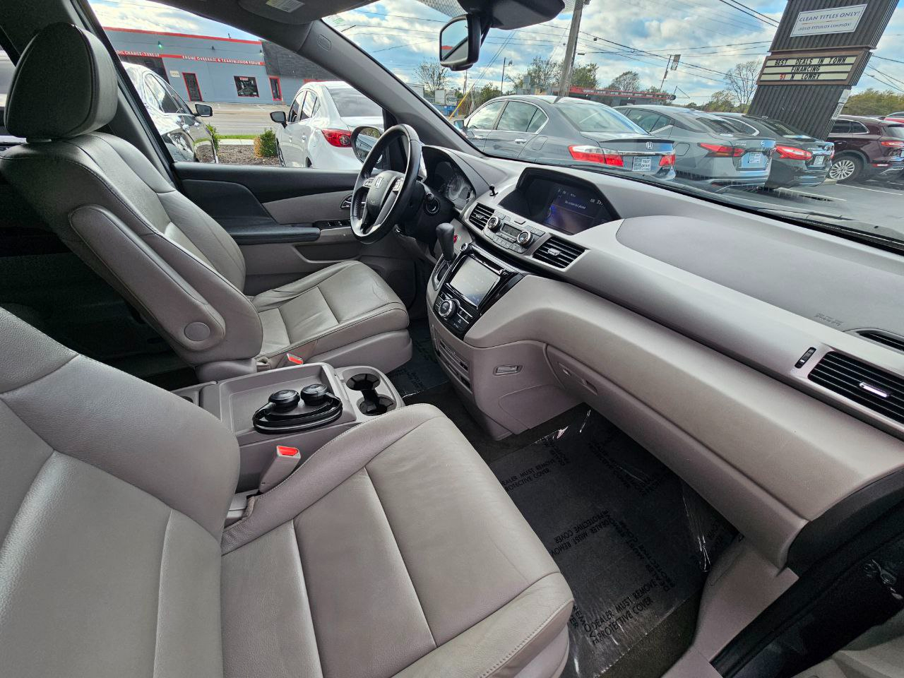 Honda Odyssey EX-L w/Rear Entertainment 2016 Honda Odyssey EX-L w/Rear Entertainment 2016