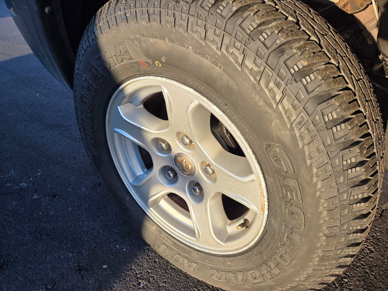 Dodge Dakota SLT Quad Cab 2WD 2005