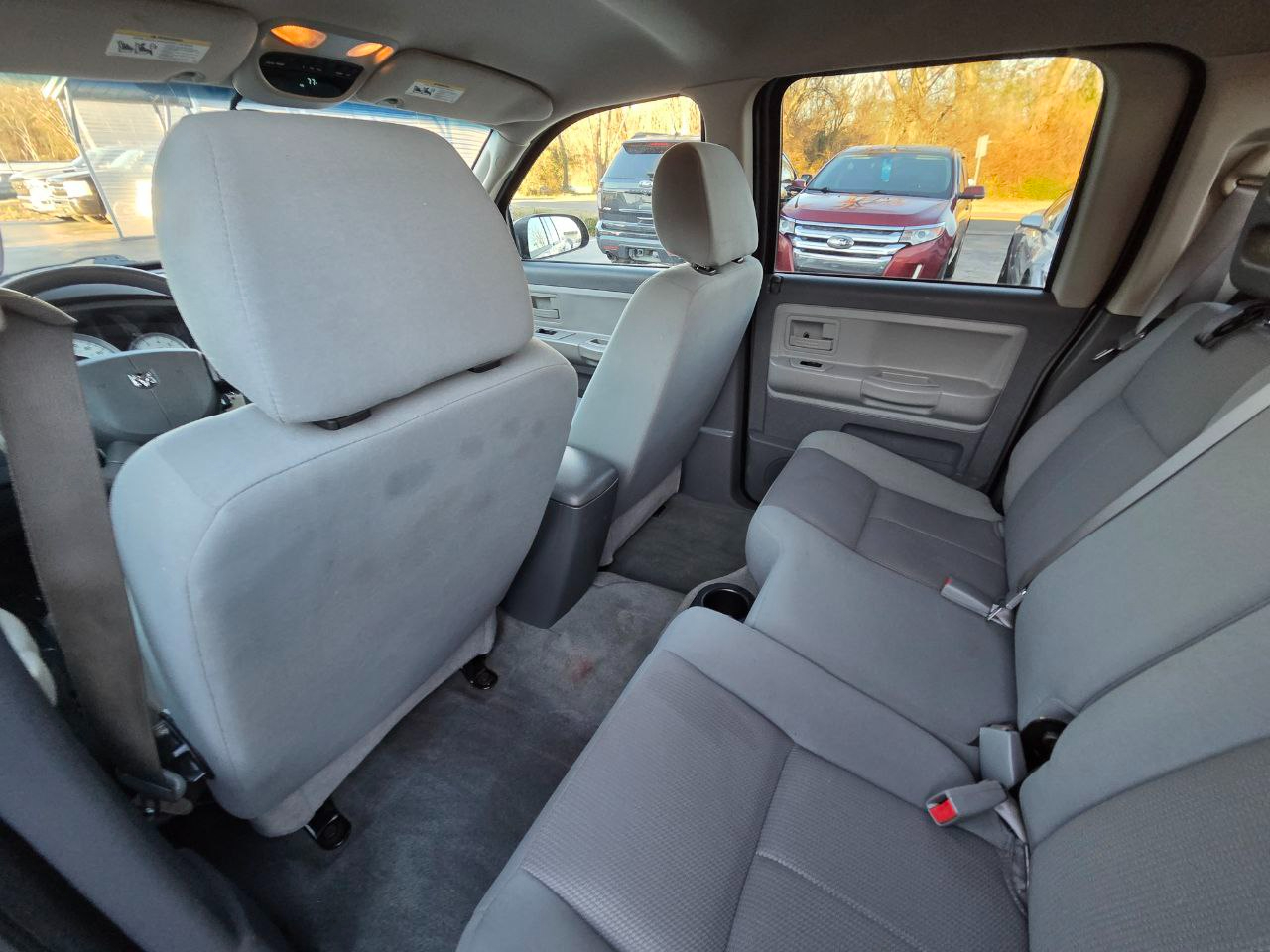 Dodge Dakota SLT Quad Cab 2WD 2005