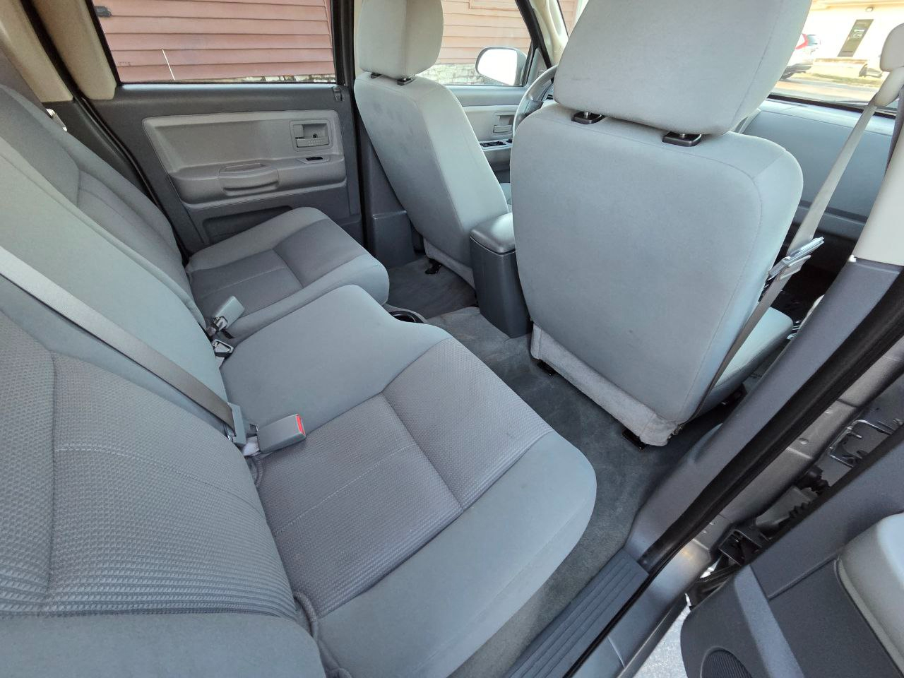 Dodge Dakota SLT Quad Cab 2WD 2005