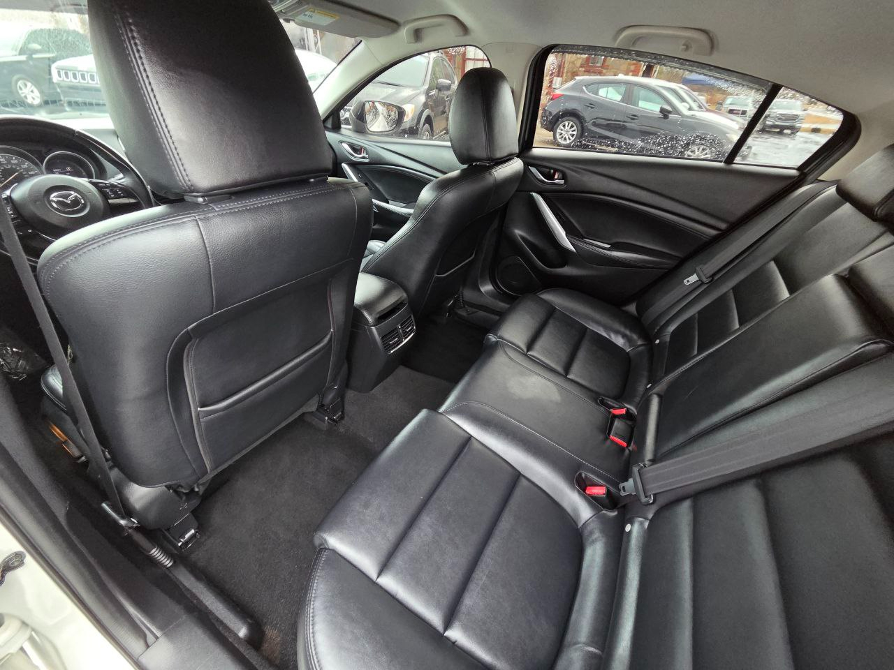 Mazda MAZDA6 i Touring 2014