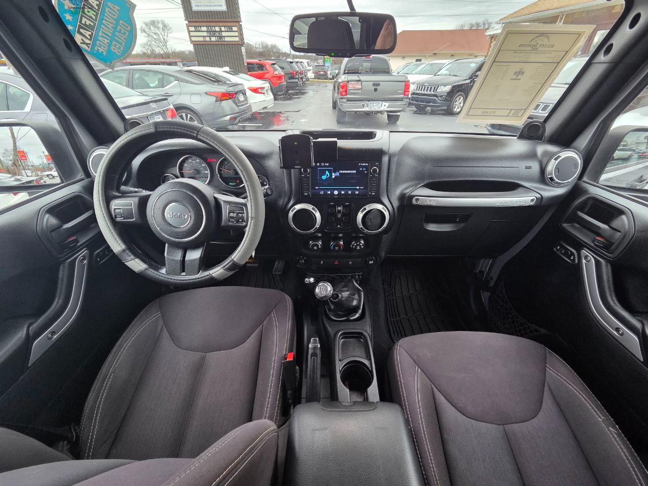 Jeep Wrangler Unlimited Sahara 4WD 2013