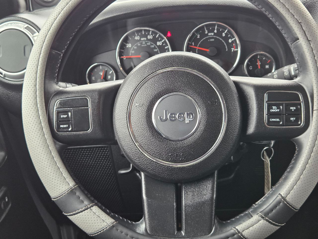 Jeep Wrangler Unlimited Sahara 4WD 2013