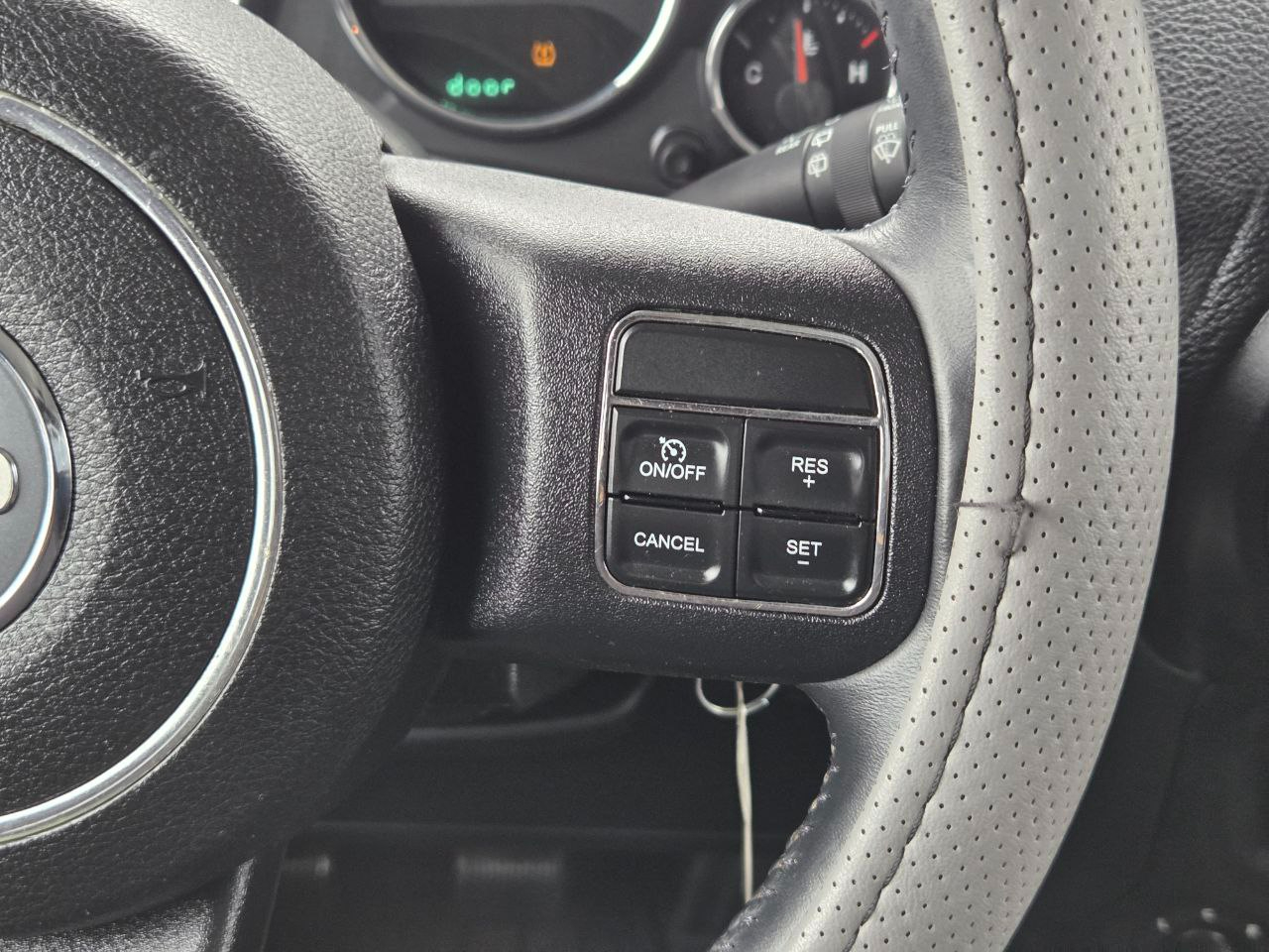 Jeep Wrangler Unlimited Sahara 4WD 2013