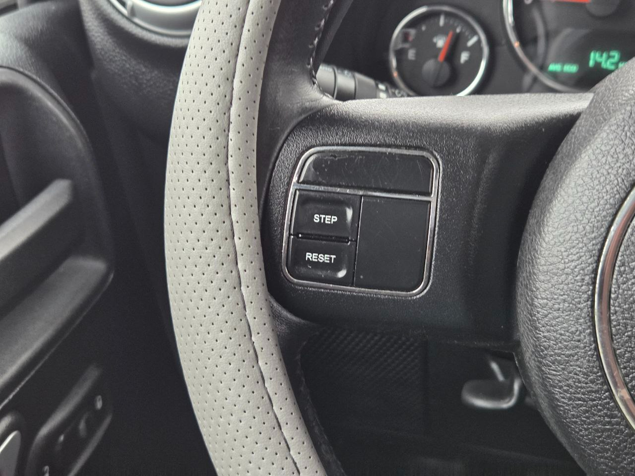 Jeep Wrangler Unlimited Sahara 4WD 2013