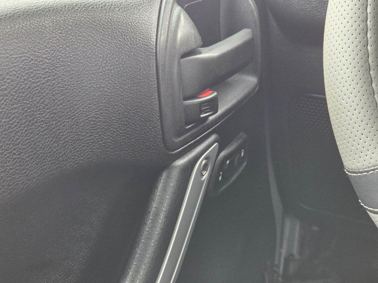 Jeep Wrangler Unlimited Sahara 4WD 2013