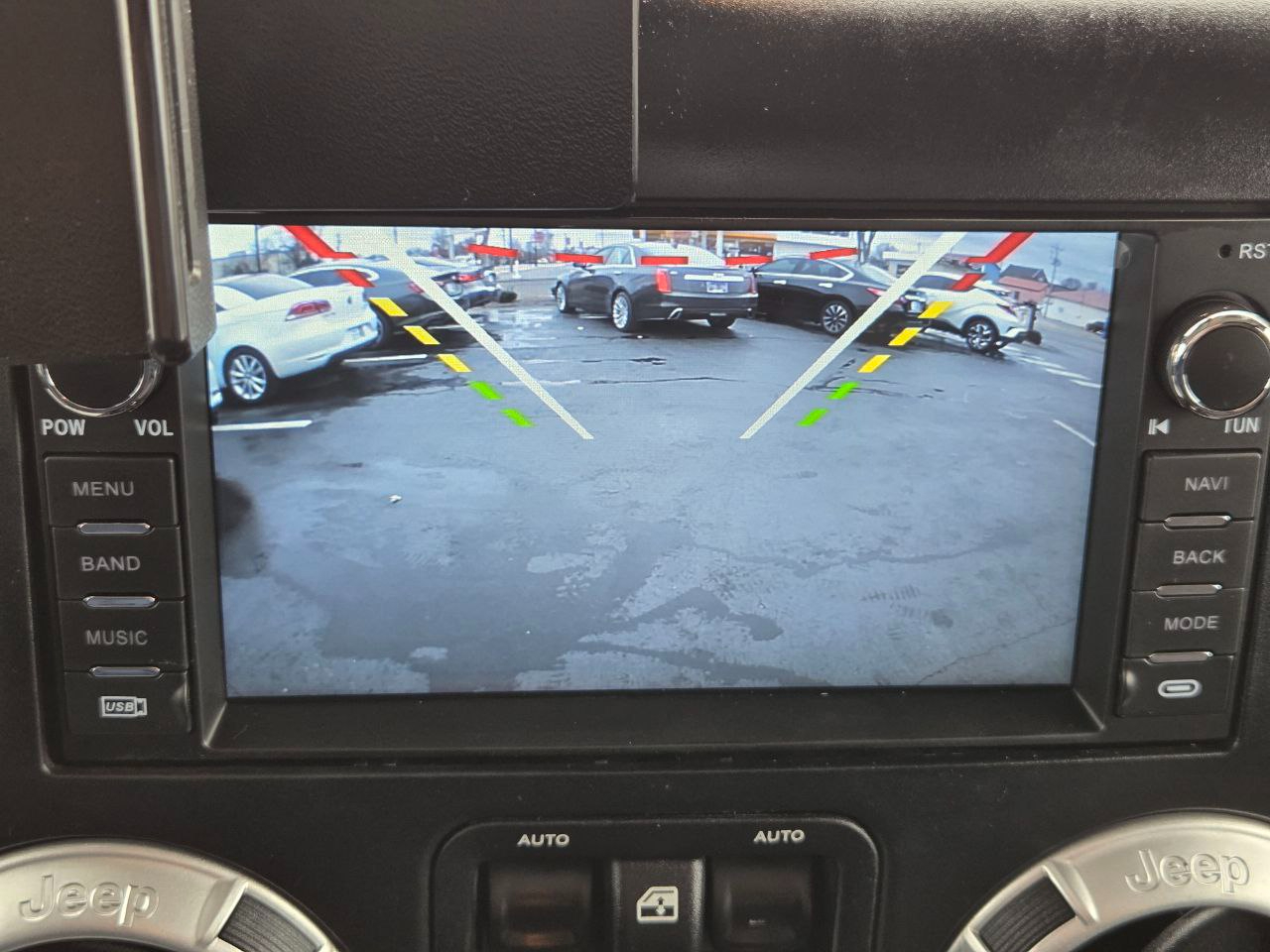 Jeep Wrangler Unlimited Sahara 4WD 2013