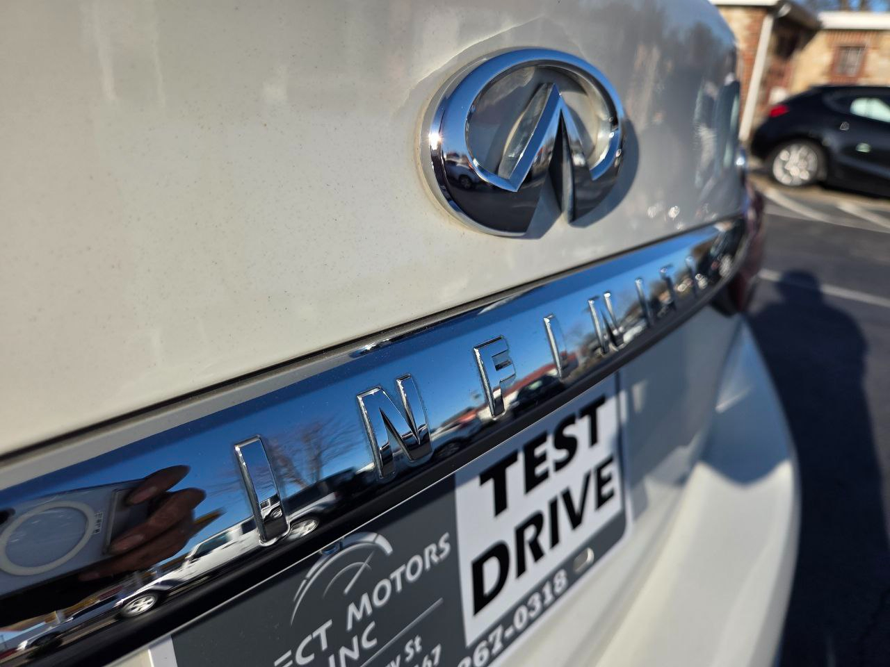 Infiniti Q50 3.0t LUXE 2019