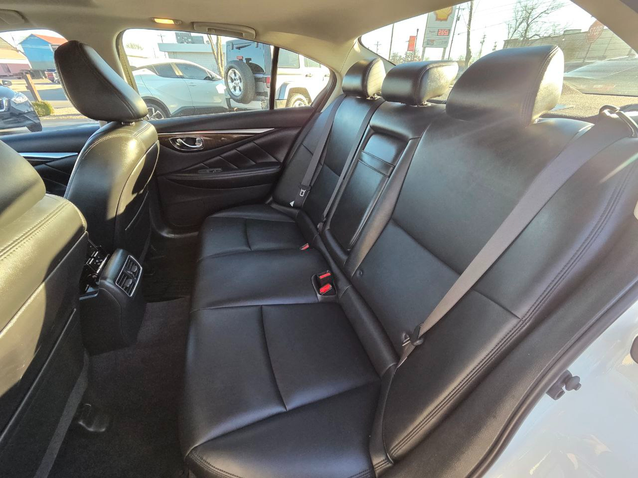 Infiniti Q50 3.0t LUXE 2019