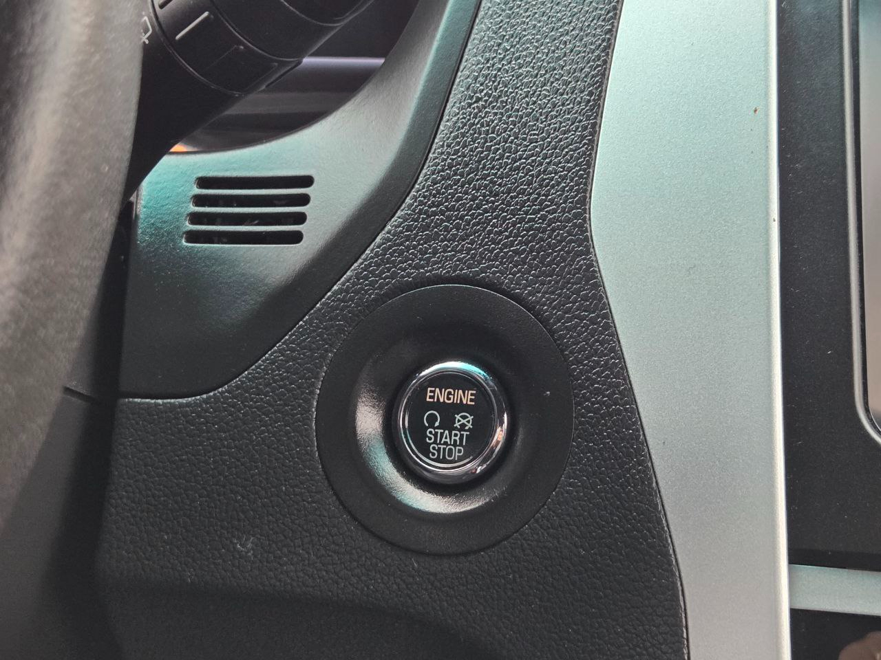 Ford Explorer Sport 4WD 2015