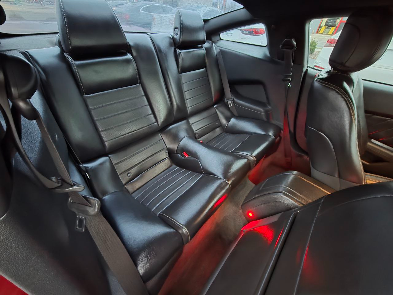 Ford Mustang V6 Coupe 2014