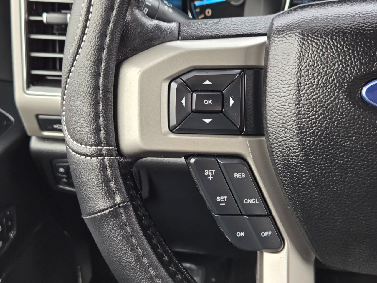 Ford F-150 Lariat SuperCrew 5.5-ft. Bed 4WD 2018