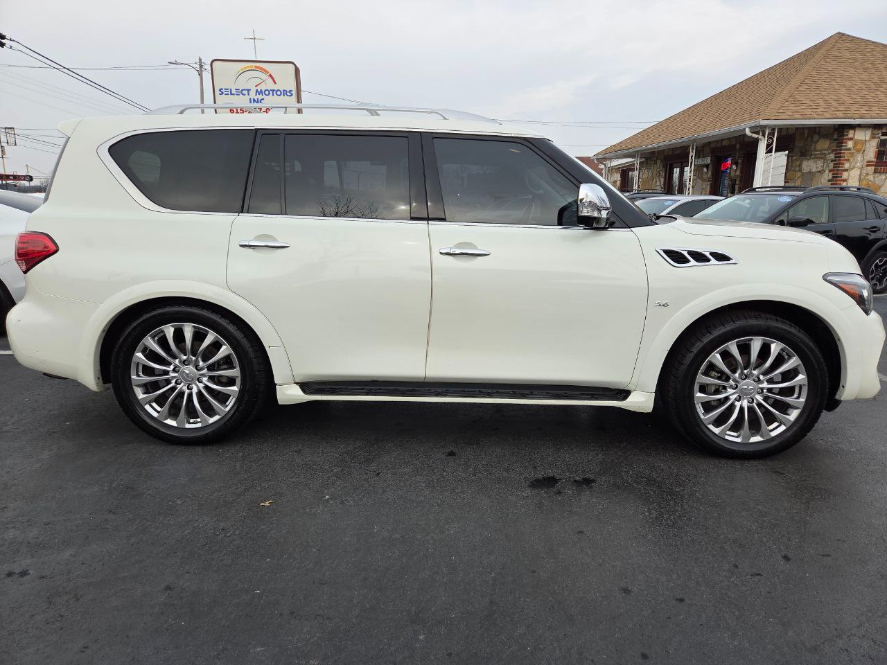 Infiniti QX80 4WD 2015
