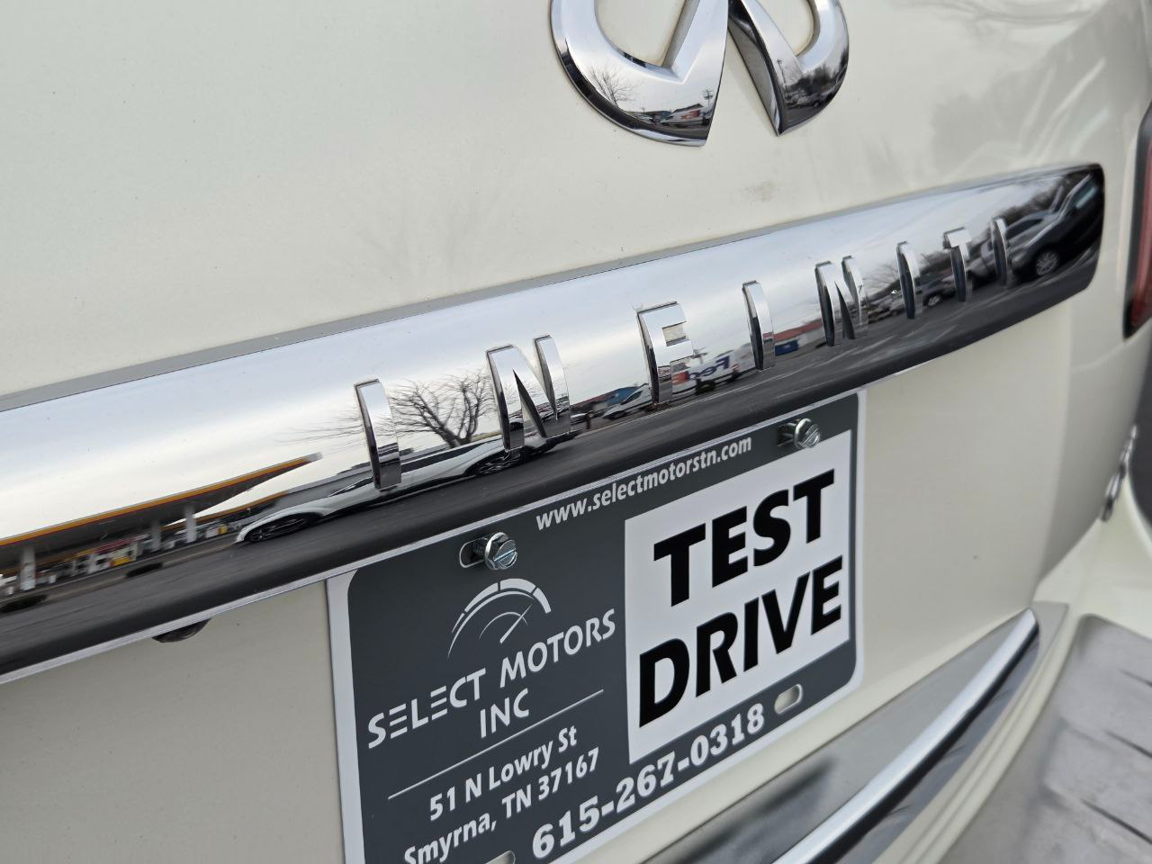 Infiniti QX80 4WD 2015