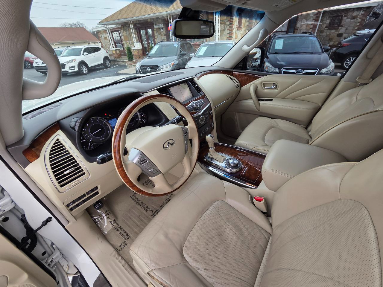 Infiniti QX80 4WD 2015