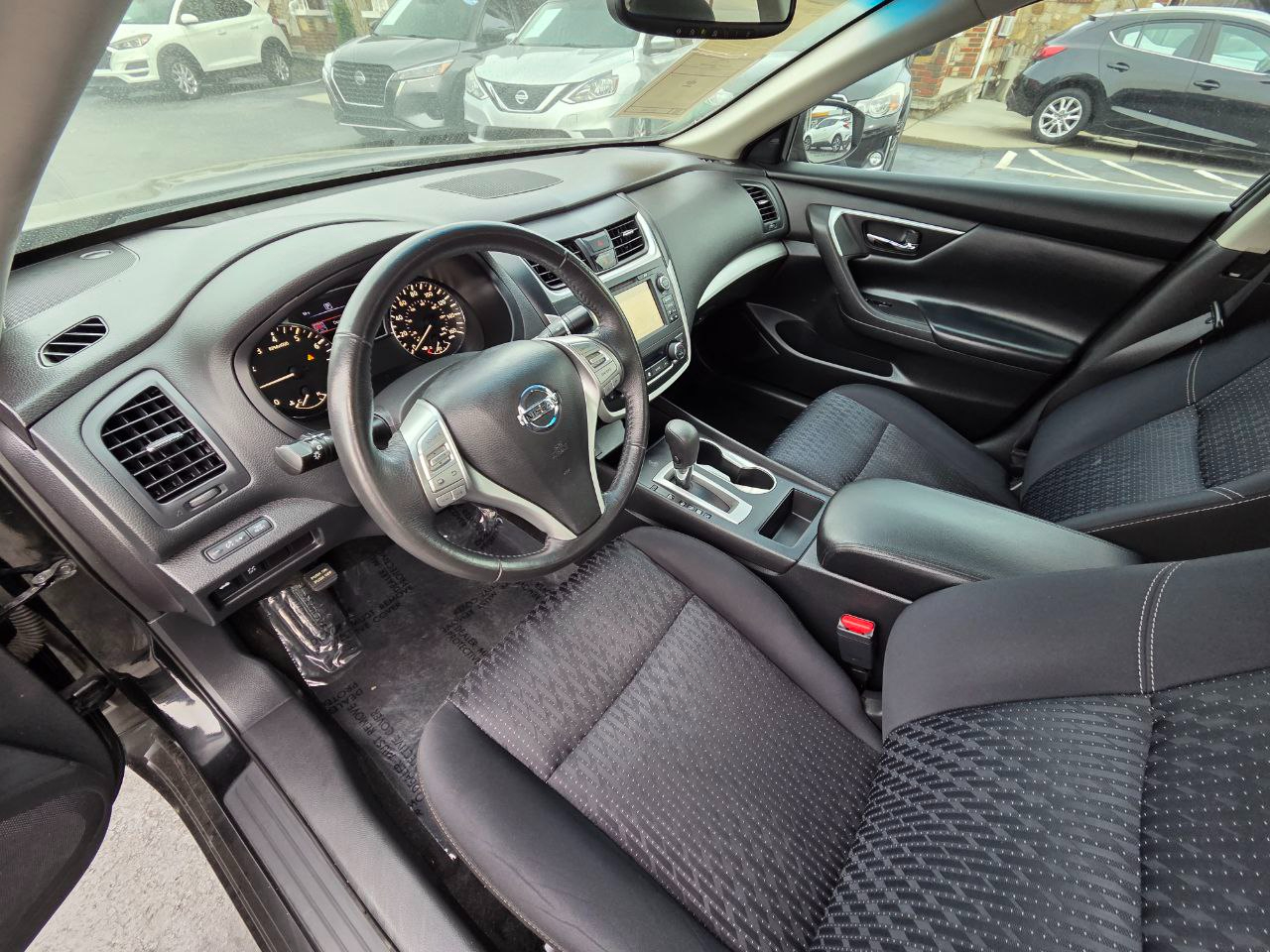 Nissan Altima 2.5 SV 2016