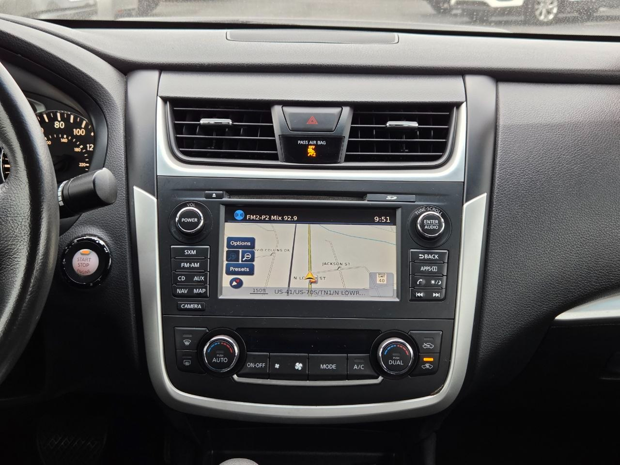 Nissan Altima 2.5 SV 2016