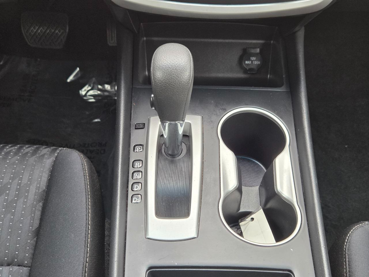 Nissan Altima 2.5 SV 2016