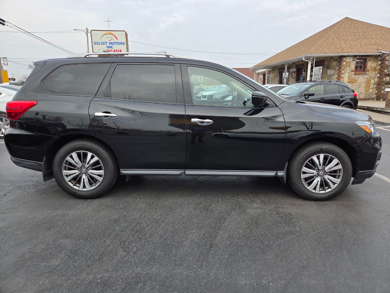 Nissan Pathfinder S 2WD 2019