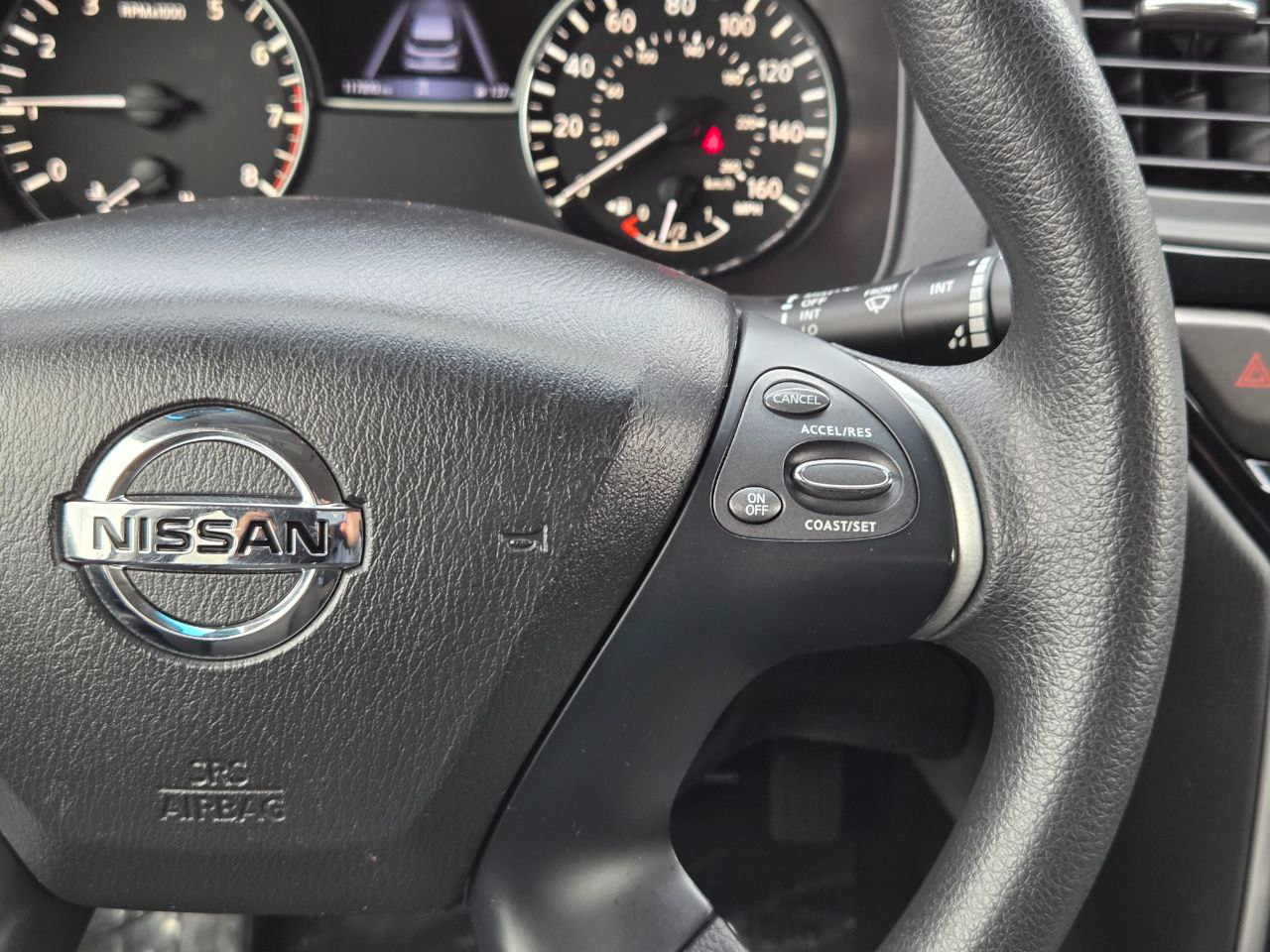 Nissan Pathfinder S 2WD 2019