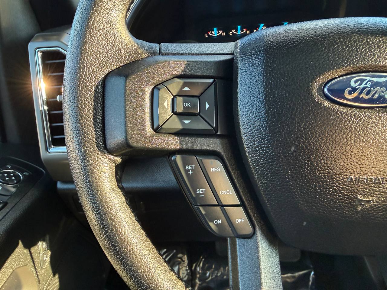 Ford F-150 XLT SuperCrew 5.5-ft. Bed 4WD 2016