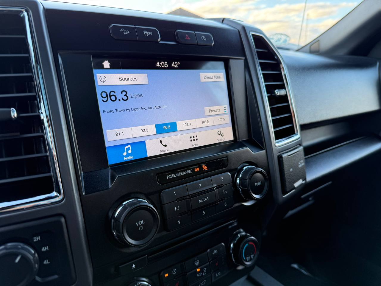 Ford F-150 XLT SuperCrew 5.5-ft. Bed 4WD 2016