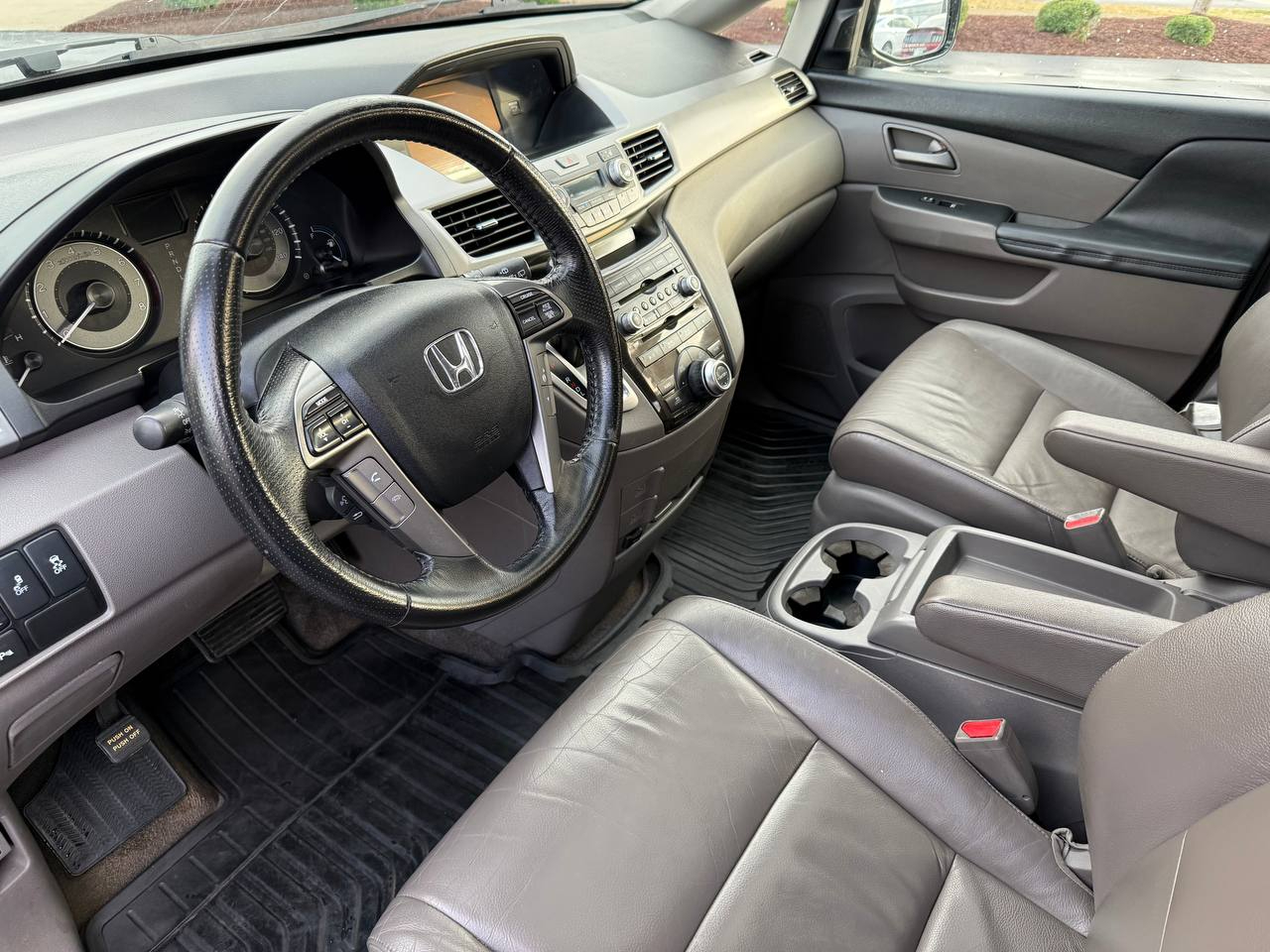 Honda Odyssey Touring 2012