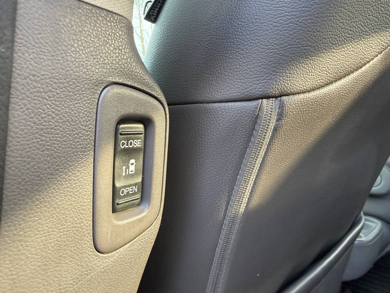 Honda Odyssey Touring 2012