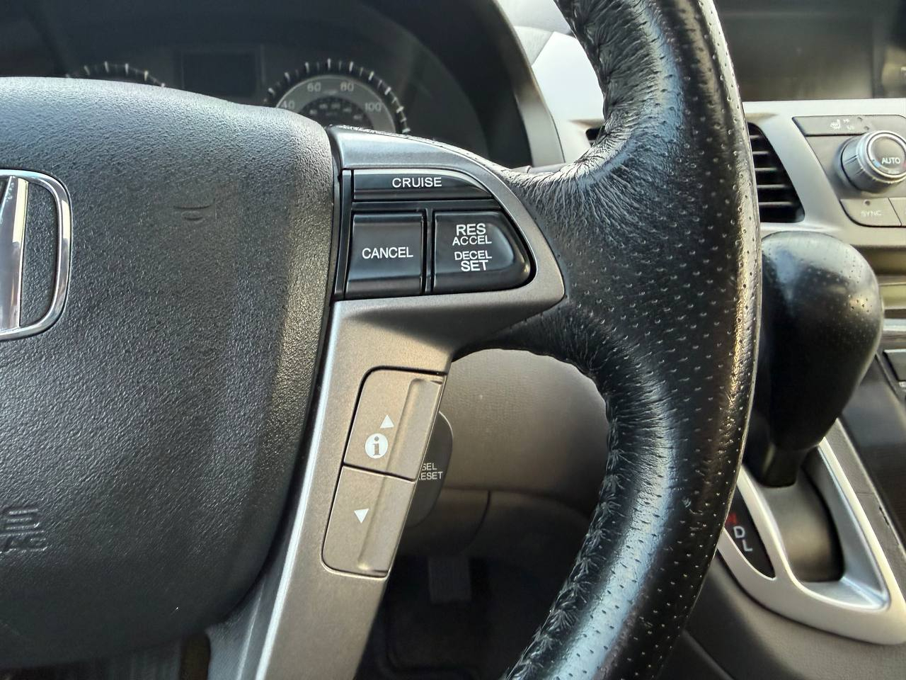 Honda Odyssey Touring 2012