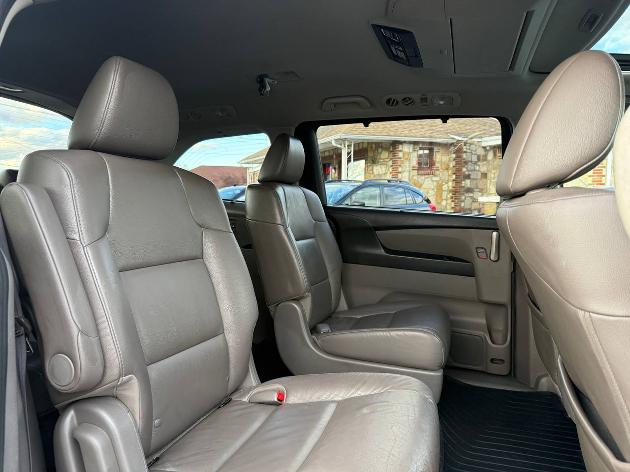 Honda Odyssey Touring 2012