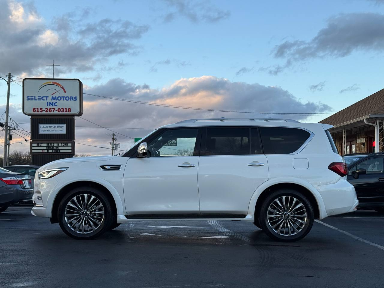 Infiniti QX80 SENSORY AWD 2021