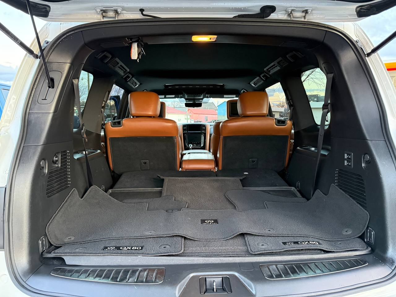 Infiniti QX80 SENSORY AWD 2021
