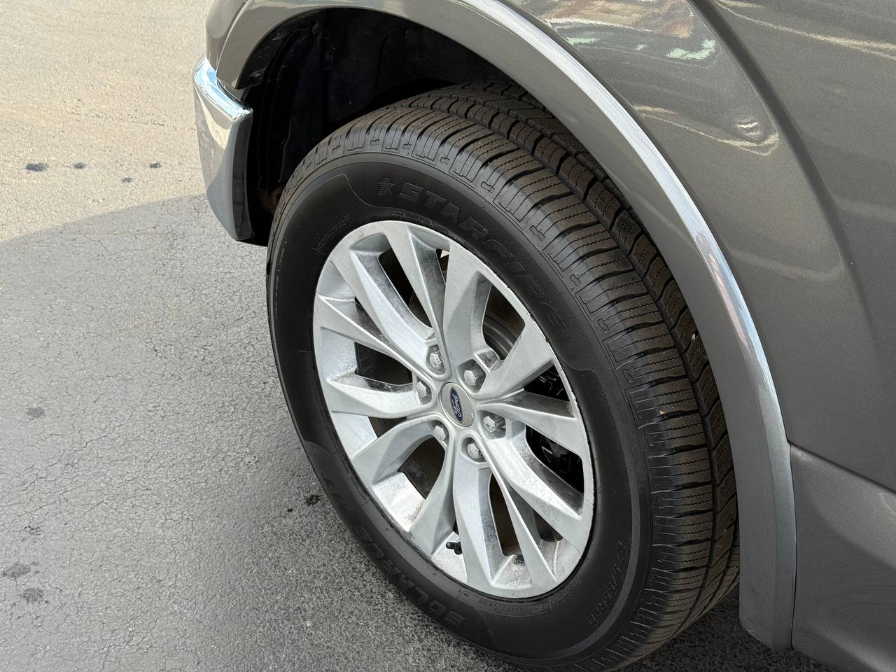 Ford F-150 Lariat SuperCrew 5.5-ft. Bed 4WD 2015