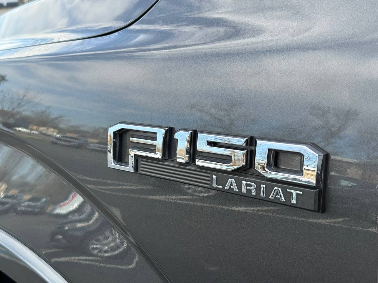 Ford F-150 Lariat SuperCrew 5.5-ft. Bed 4WD 2015