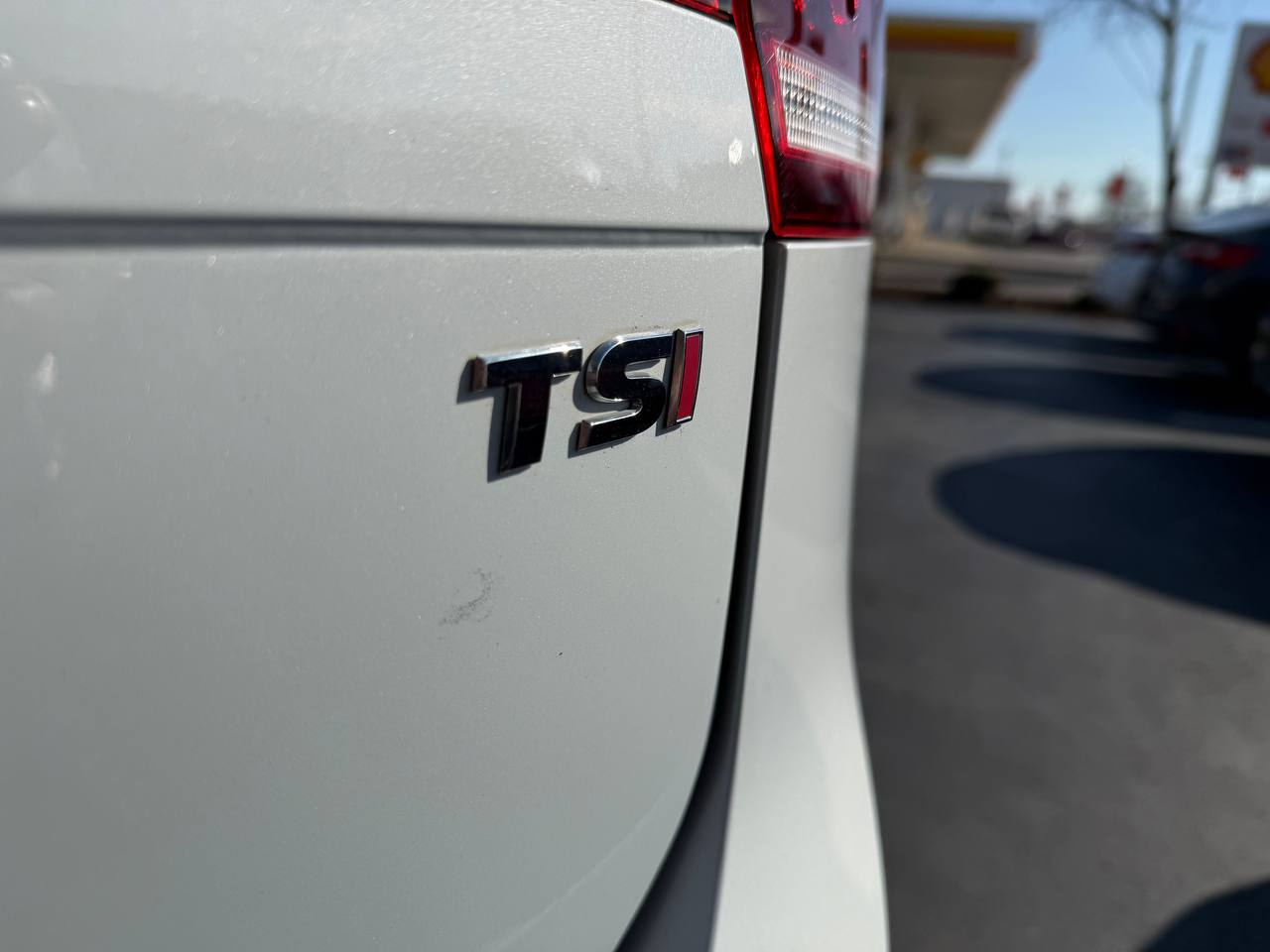 Volkswagen Tiguan SE 2018