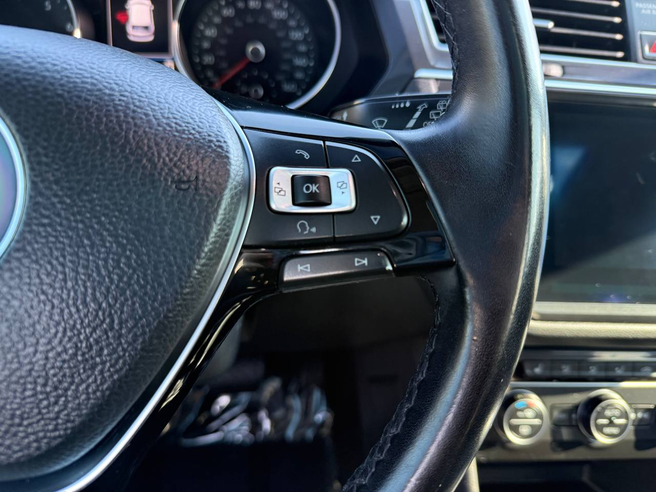 Volkswagen Tiguan SE 2018