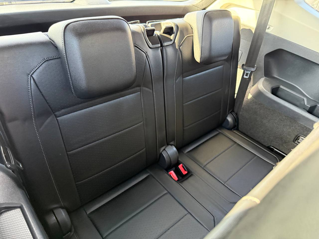 Volkswagen Tiguan SE 2018