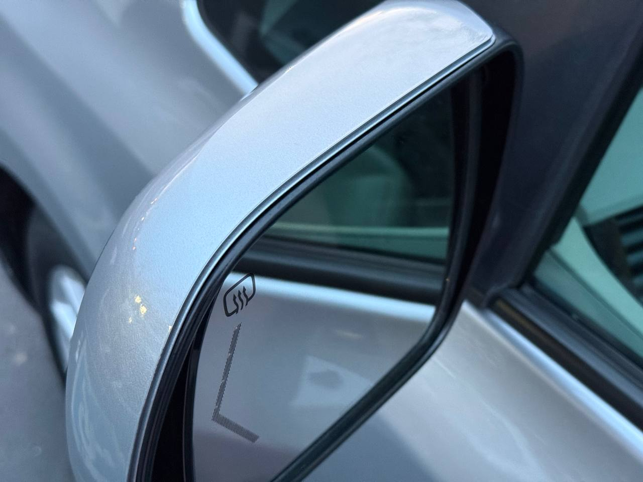 Toyota Sienna Limited 7-Pass V6 2011