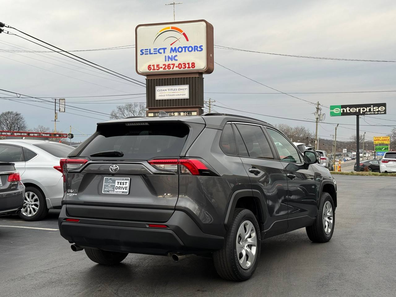 Toyota RAV4 LE 2019