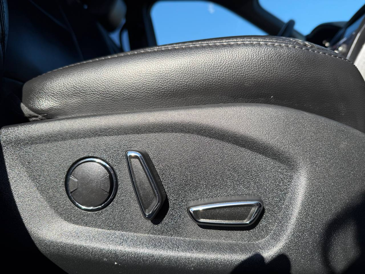 Ford Explorer XLT 4WD 2018