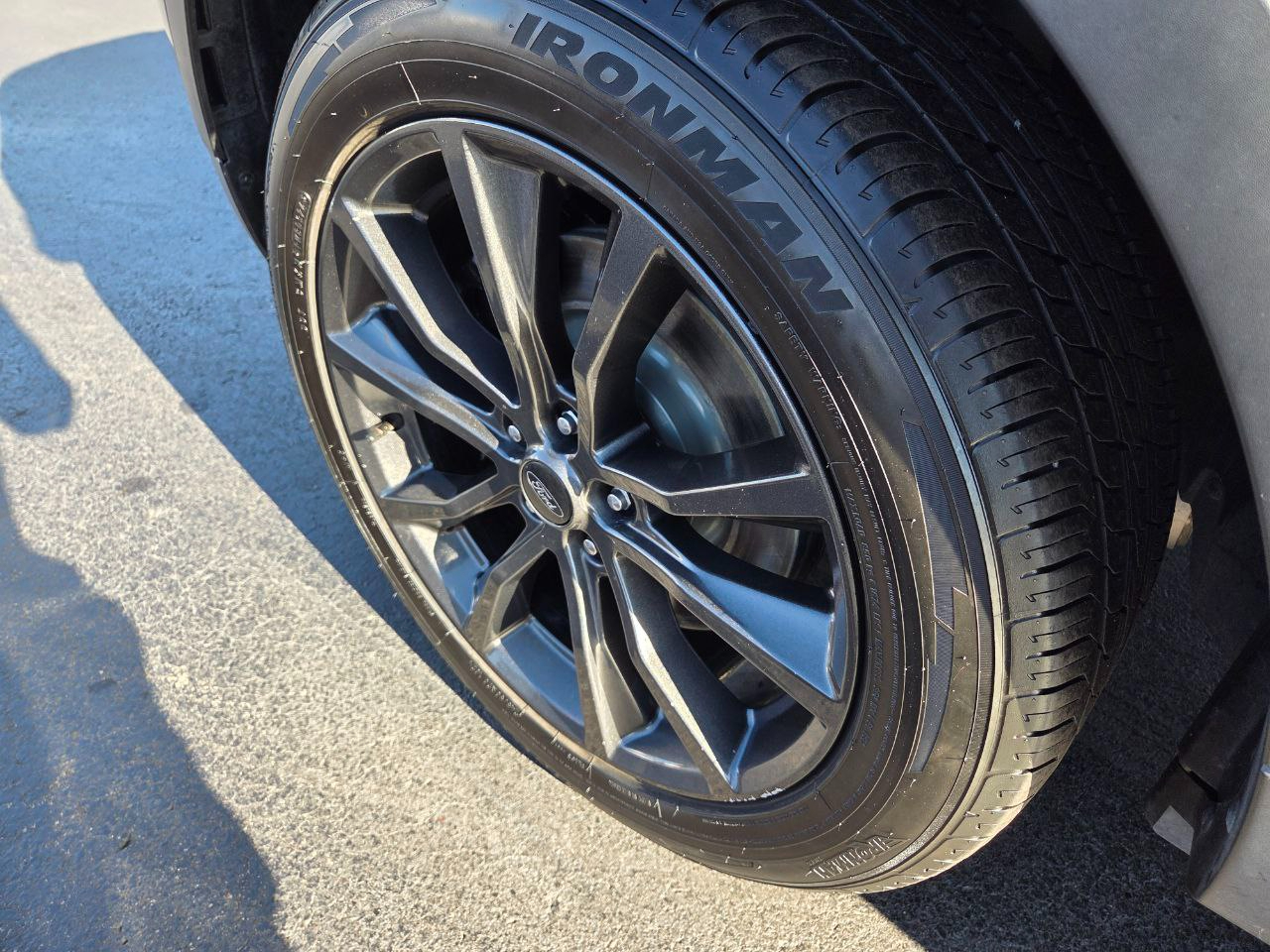 Ford Explorer XLT 4WD 2018