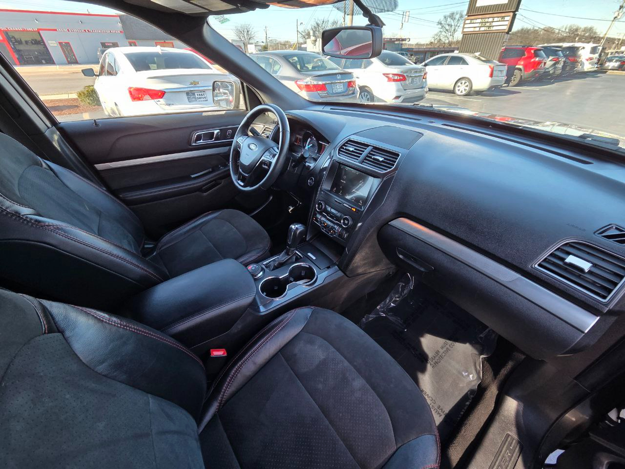 Ford Explorer XLT 4WD 2018