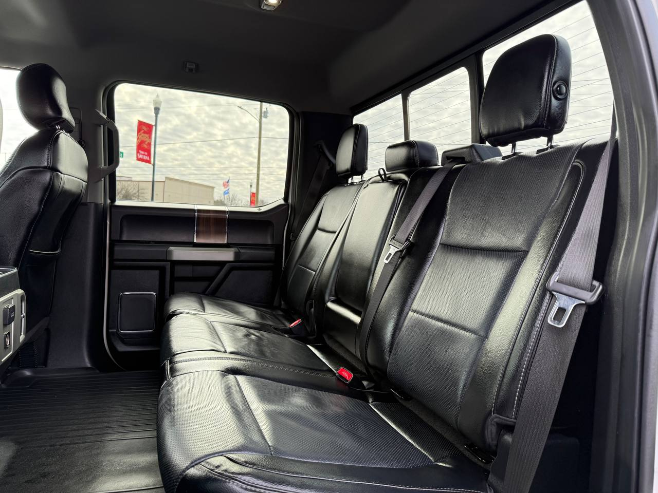 Ford F-150 Lariat SuperCrew 5.5-ft. Bed 4WD 2016