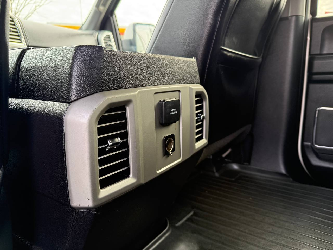 Ford F-150 Lariat SuperCrew 5.5-ft. Bed 4WD 2016