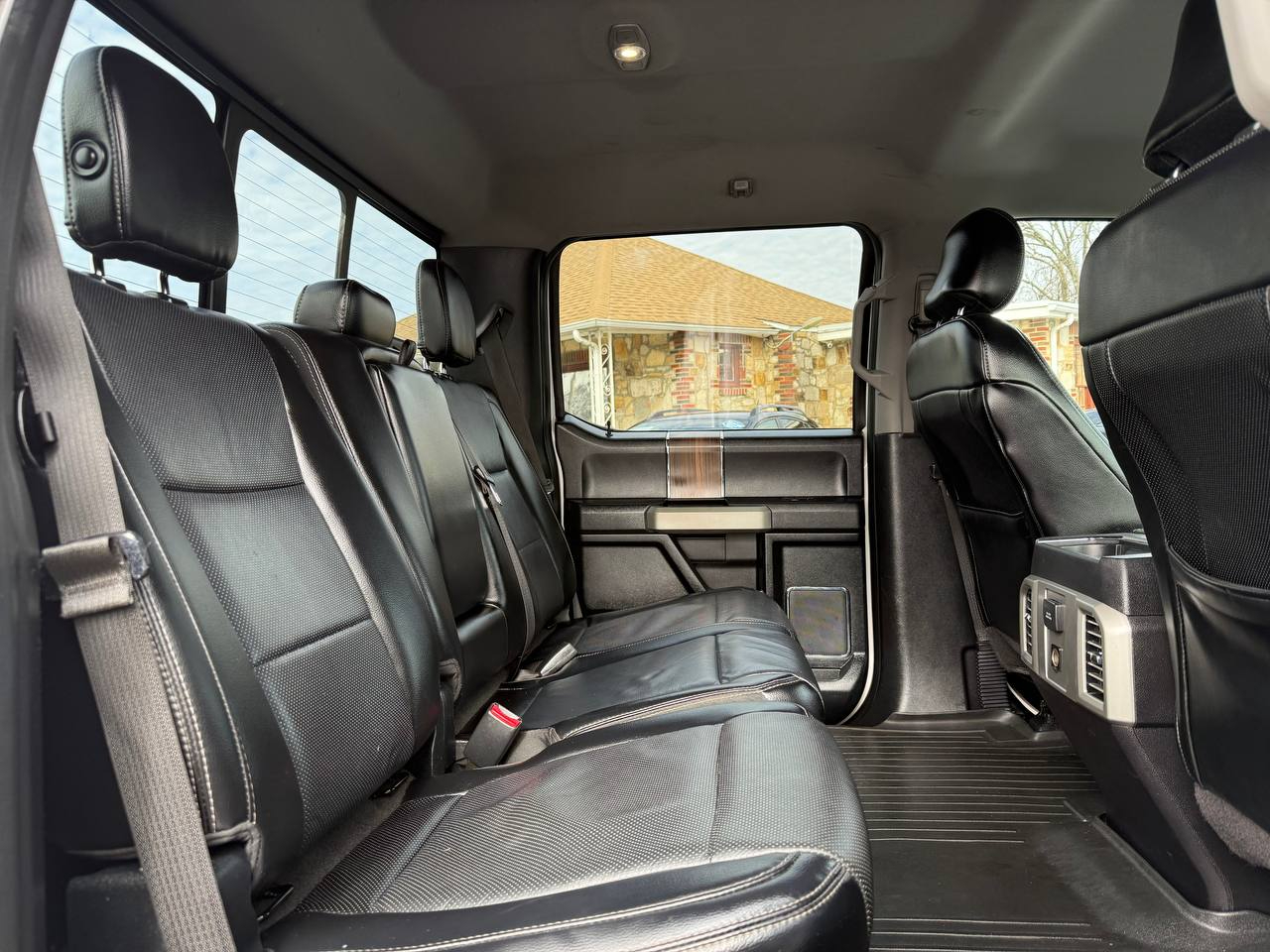 Ford F-150 Lariat SuperCrew 5.5-ft. Bed 4WD 2016