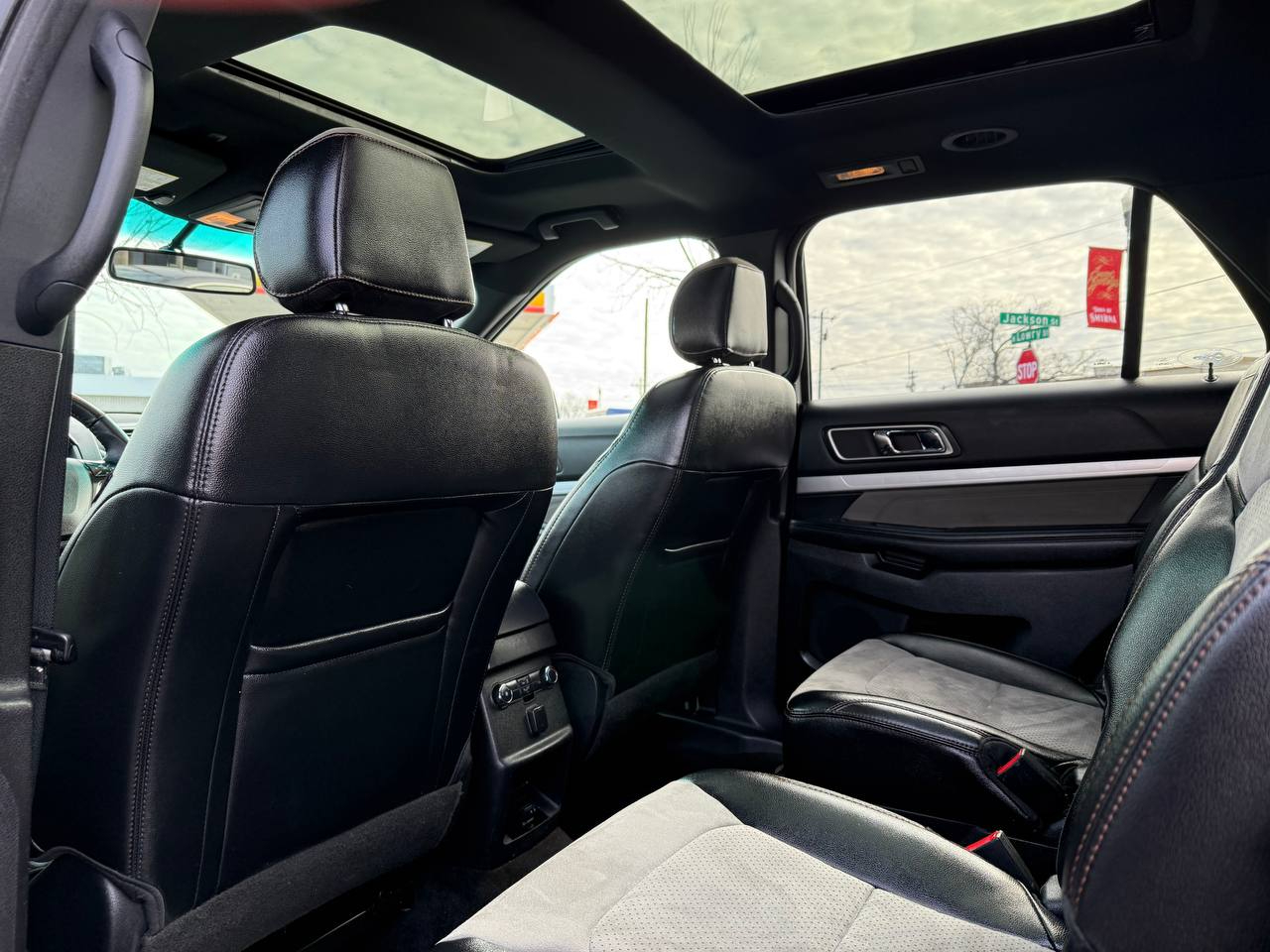 Ford Explorer XLT 4WD 2017