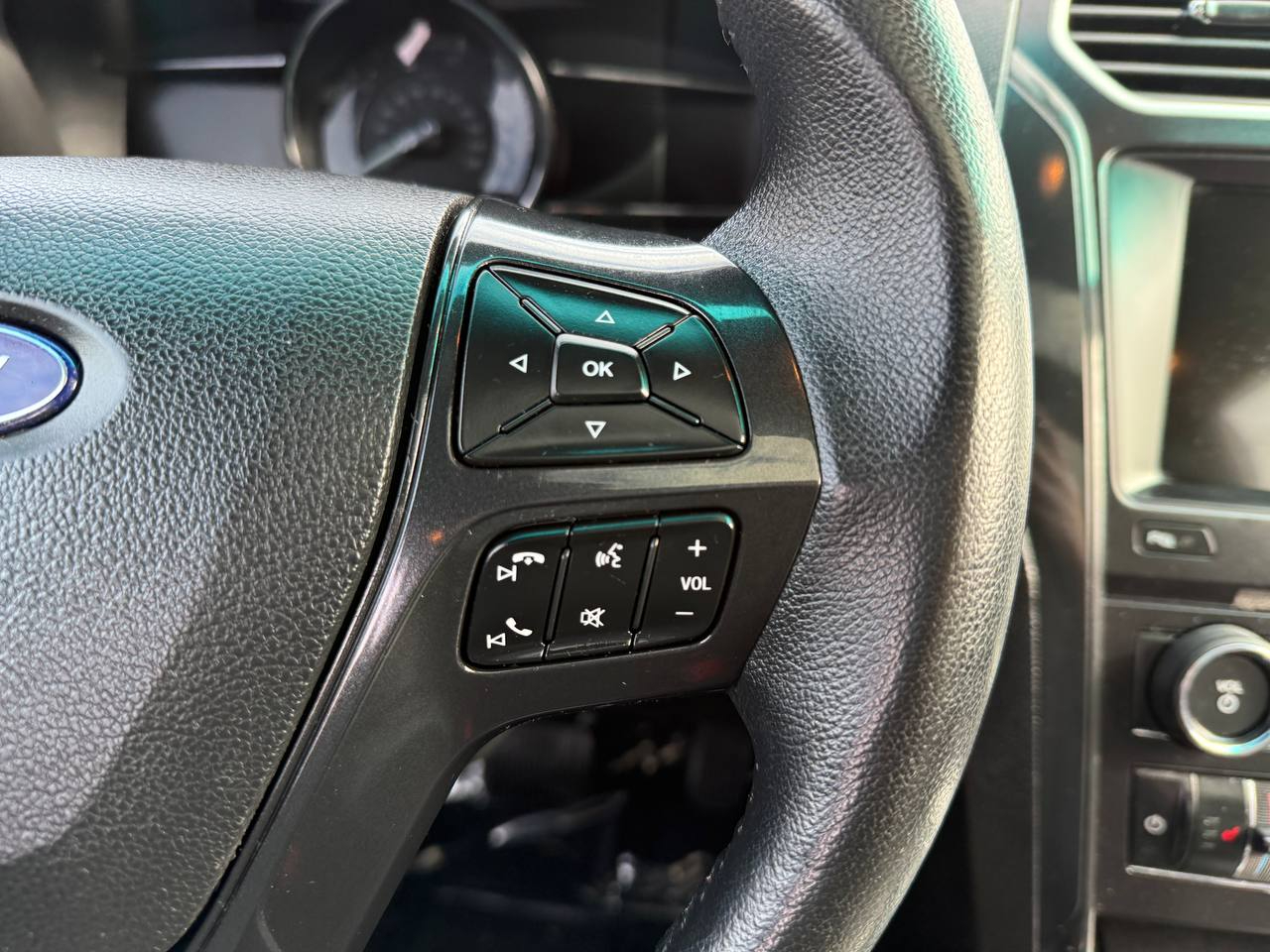 Ford Explorer XLT 4WD 2017