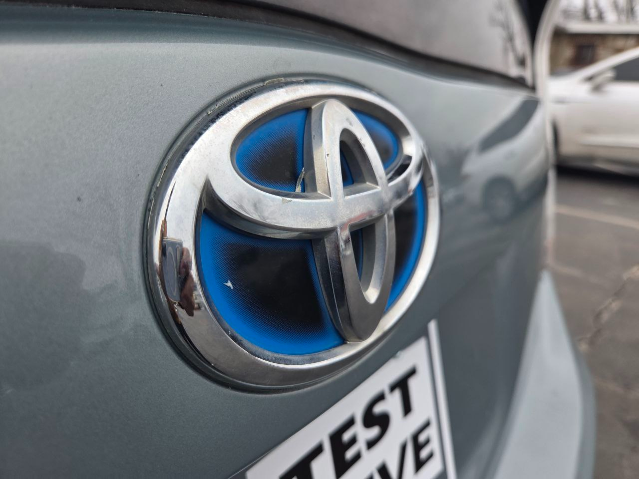 Toyota Prius Prius II 2013