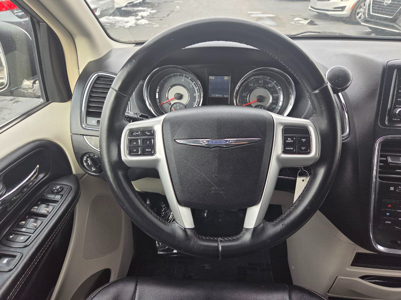 Chrysler Town & Country Touring 2016